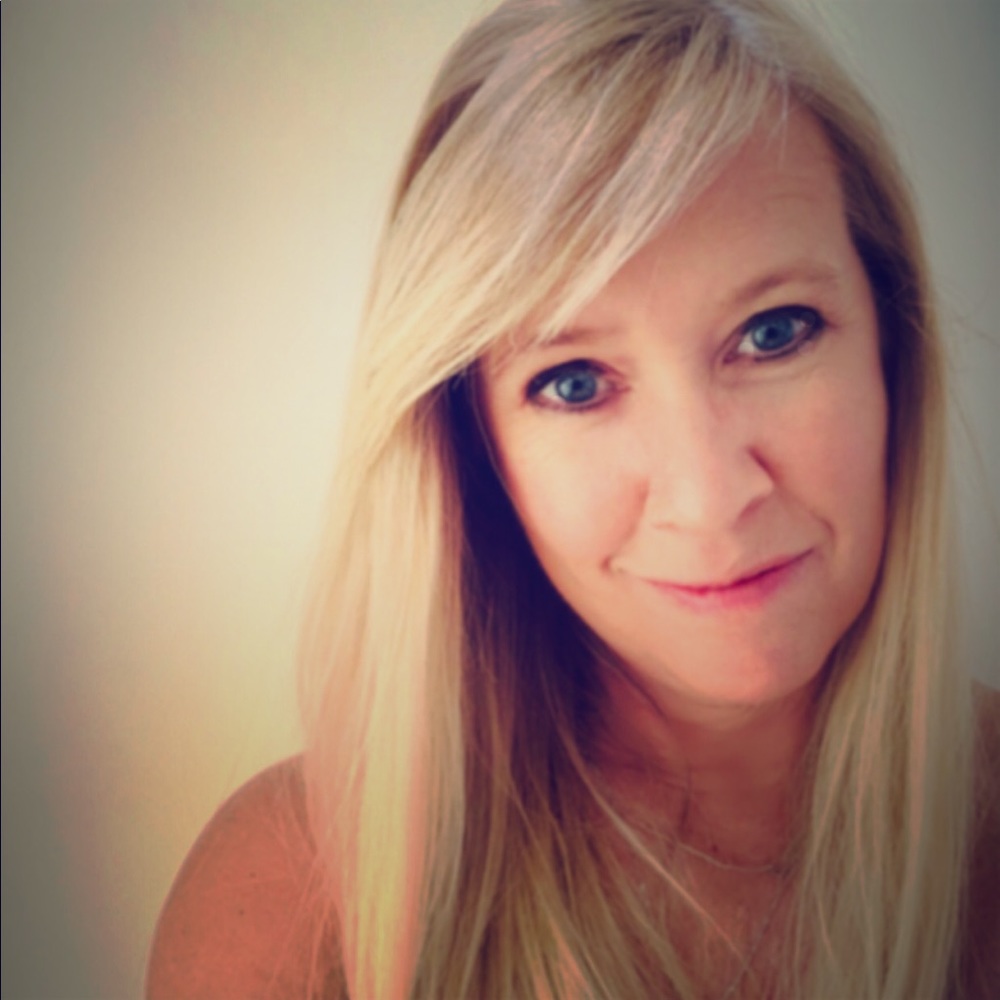 Meet your Posher, Christine